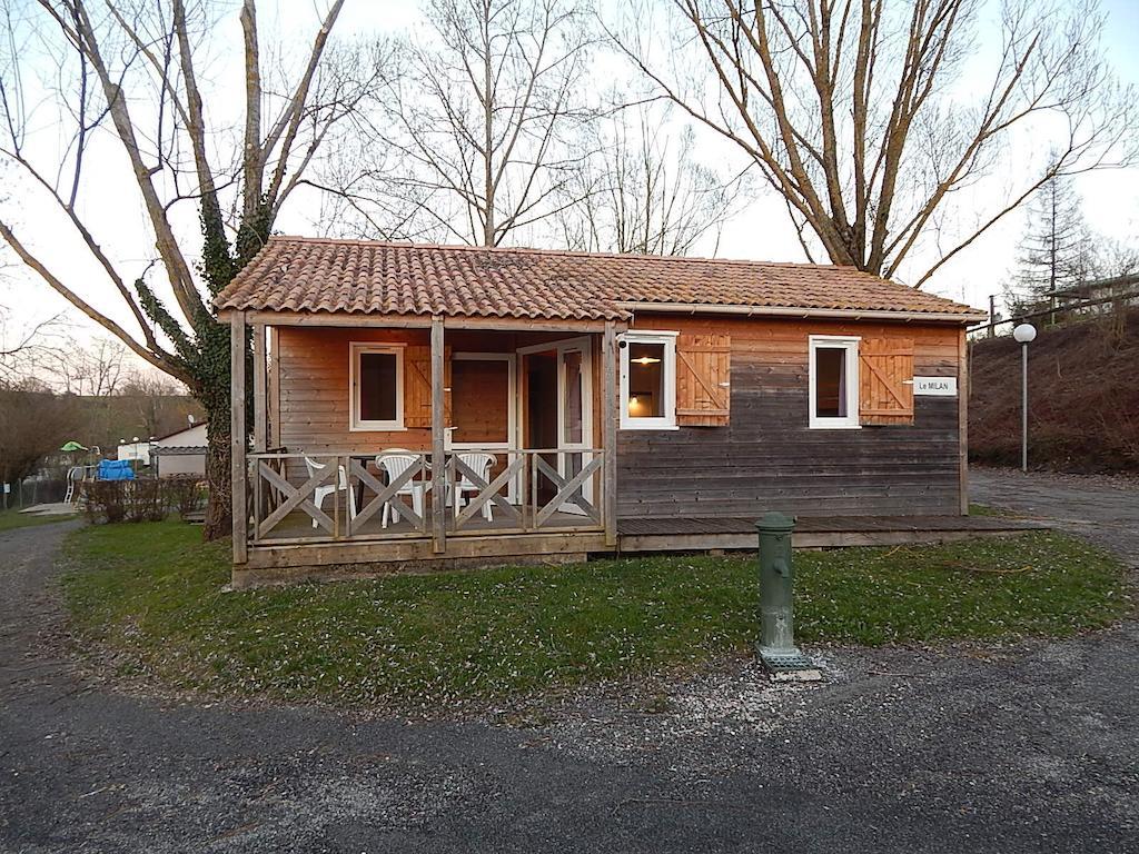 Camping Du Moulin Ξενοδοχείο Meyrieu-les-Etangs Εξωτερικό φωτογραφία